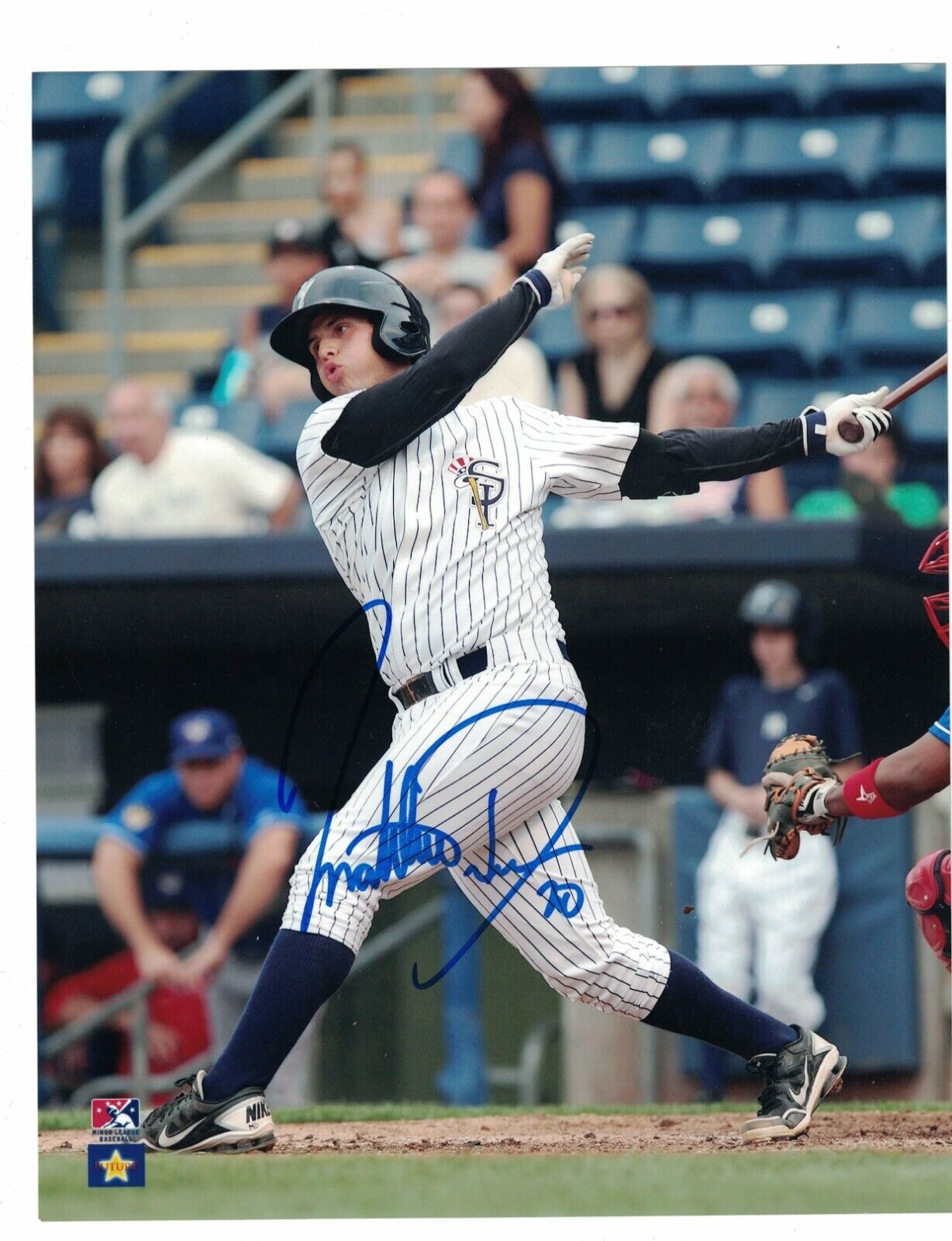 Matt Duran Staten Island Yankees Signed 8 x 10