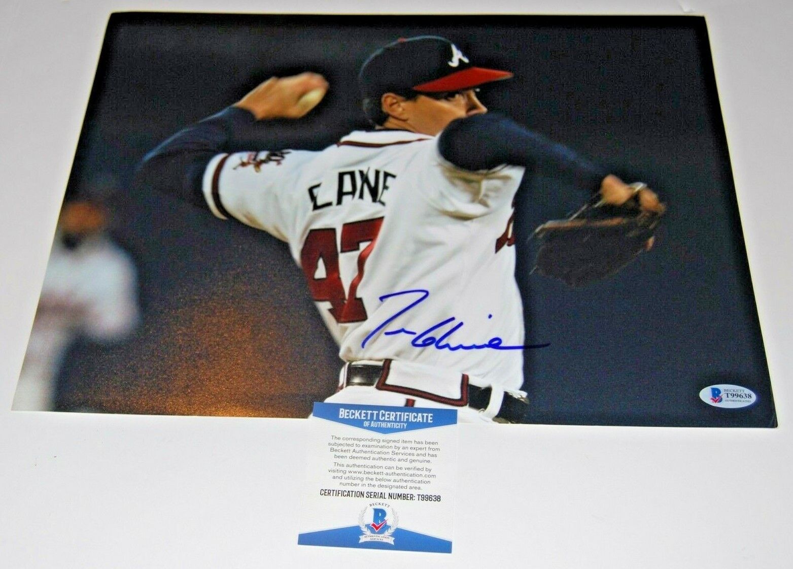 TOM GLAVINE signed (ATLANTA BRAVES) HOF Baseball 11X14 Photo Poster painting BECKETT BAS T99638