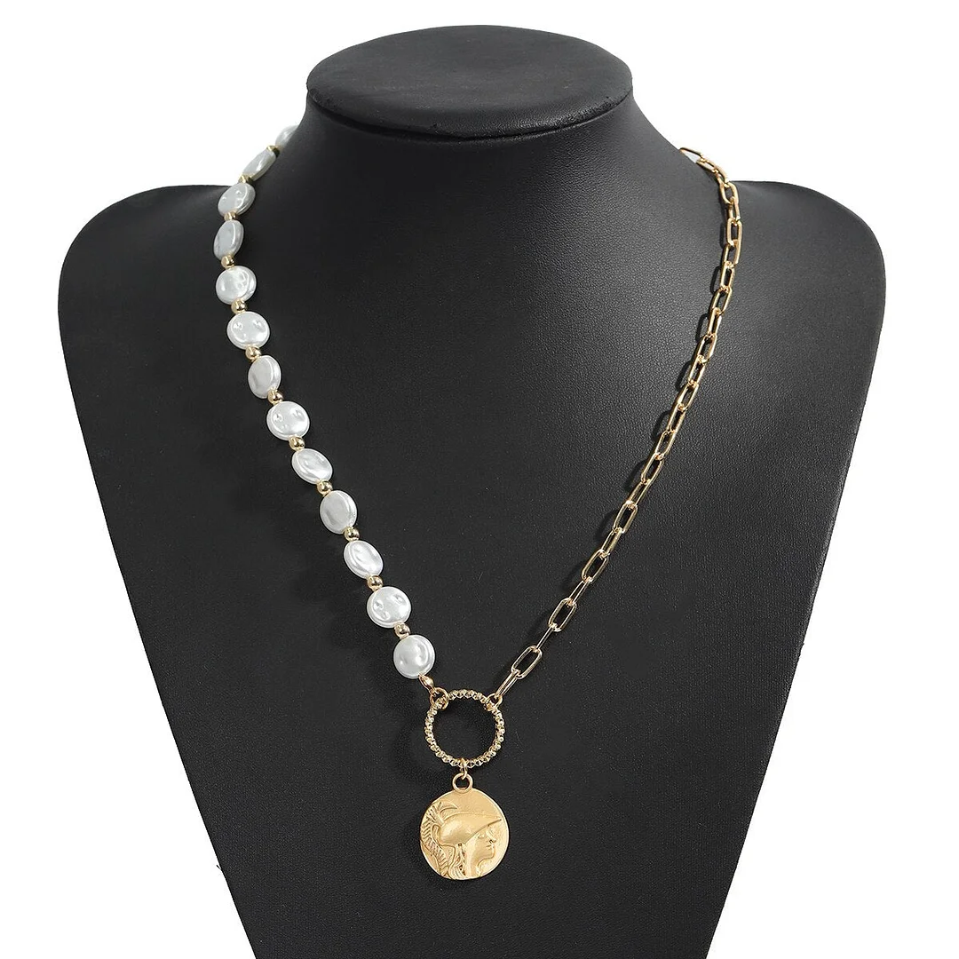 Dvacaman Retro Simple Pearl Letter Pendant Initial Necklace for Women Boho Statement Multi Layered Chunky Chain Necklace Jewelry