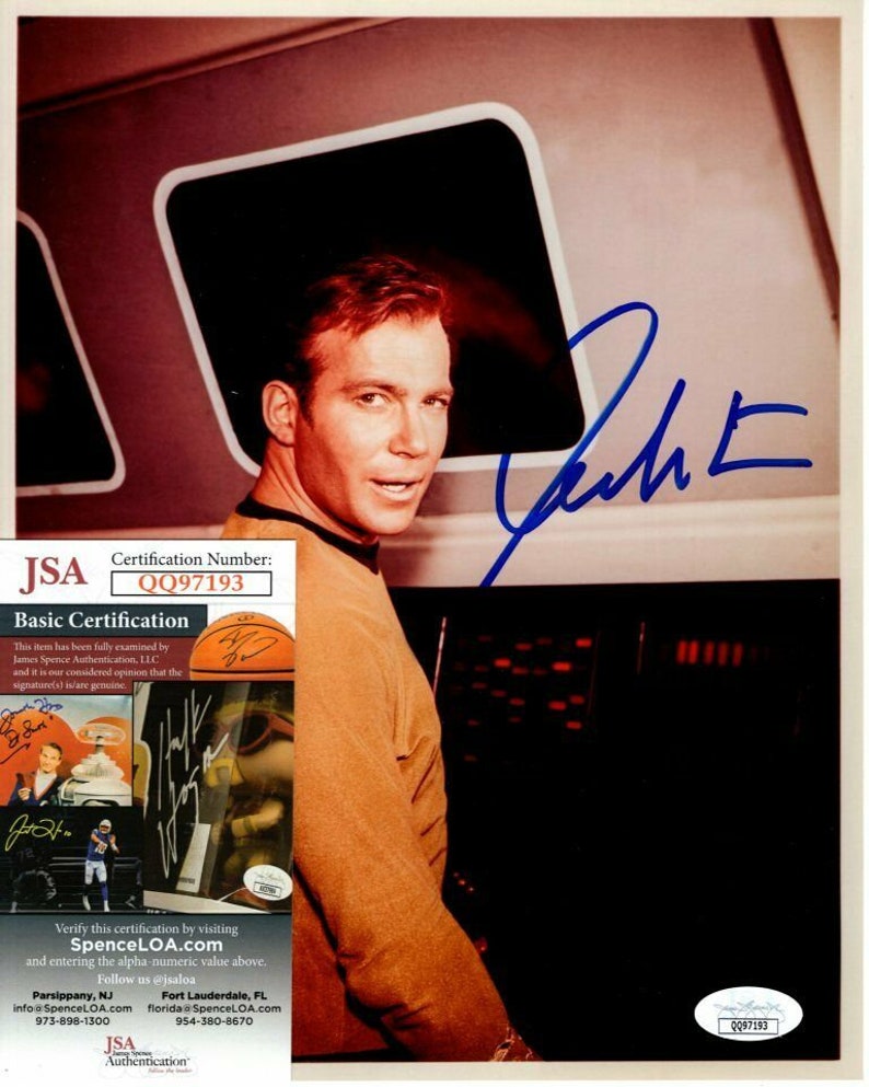 William shatner signed star trek capt james t. kirk 8x10 Photo Poster painting jsa