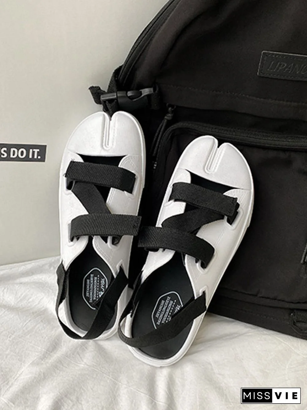 Casual Plain Split Toe Sandals