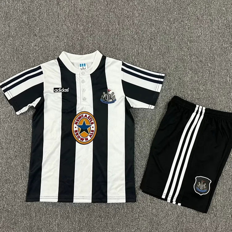 Kids Newcastle United 1995/97 Retro Home Jersey