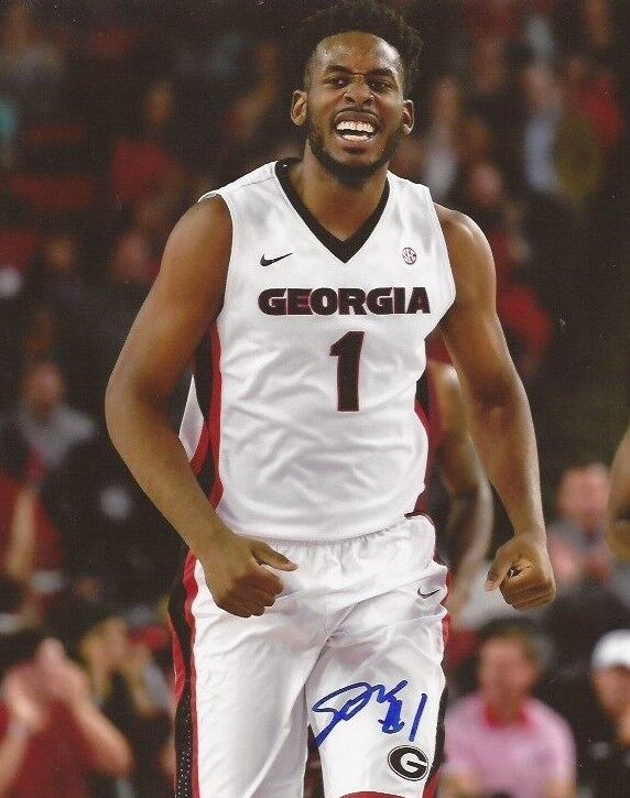 Yante Maten signed Georgia Bulldogs 8x10 Photo Poster painting autographed 4