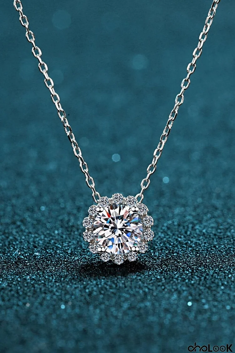 Flower-Shaped Moissanite Pendant Necklace