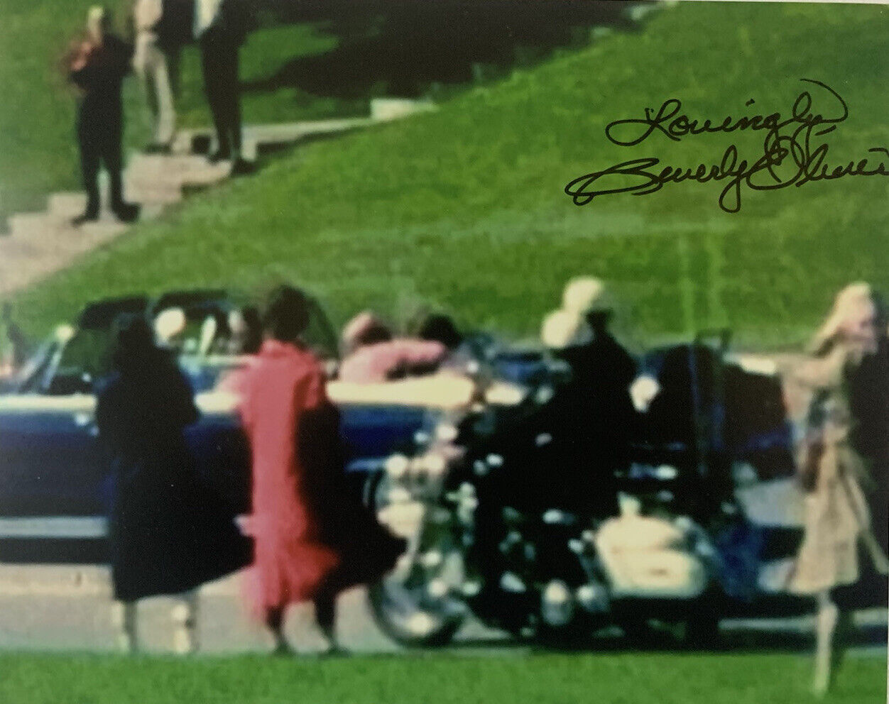 BEVERLY OLIVER SIGNED 8x10 Photo Poster painting BABUSHKA LADY JFK ASSASSINATION AUTOGRAPH COA