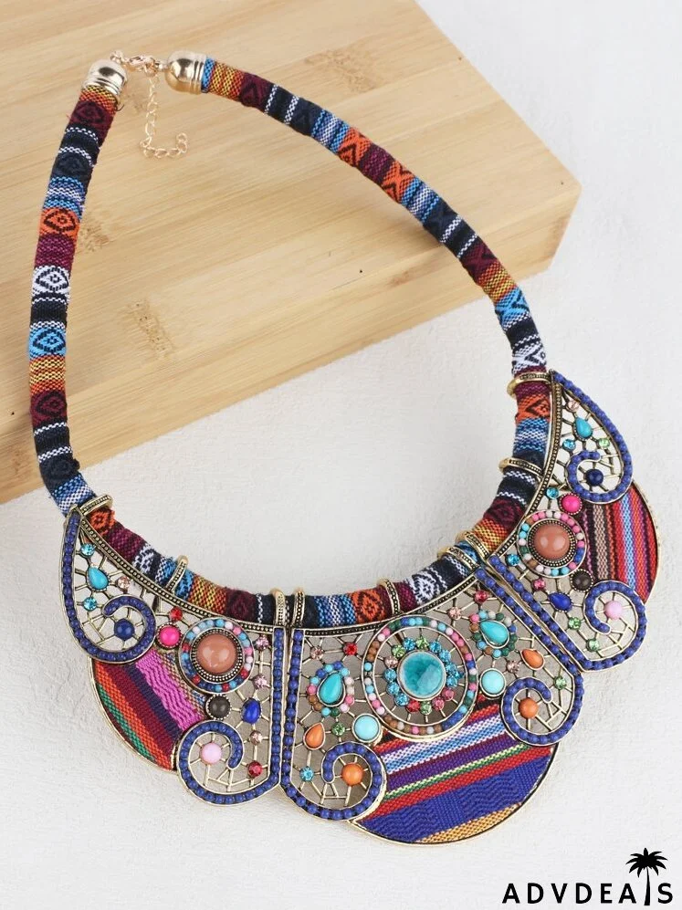 Rhinestone Decor Exaggerated Design Necklace