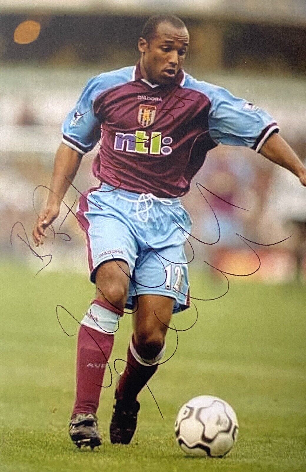 Julian Joachim Genuine Hand Aston Villa 6X4 Photo Poster painting 2