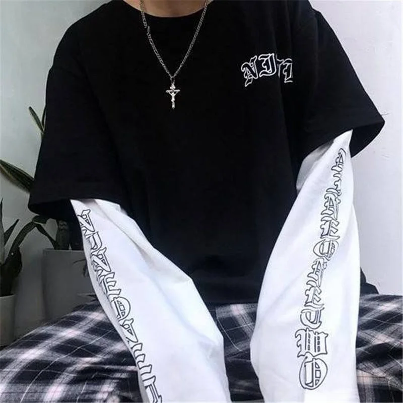 Japan Harajuku Black white Hip Hop T-shirts Men Women Spring Couple Long Sleeve Loose T Shirt Casual Letter Print Tshirts Boys