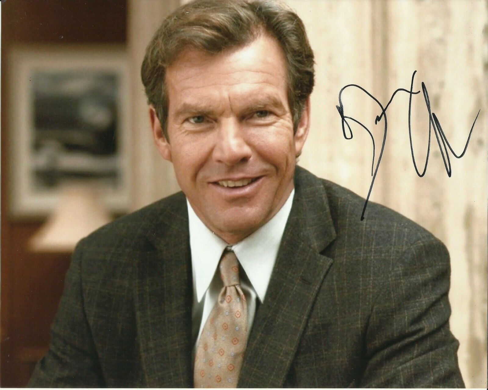 DENNIS QUAID SIGNED IN GOOD COMPANY Photo Poster painting UACC 242