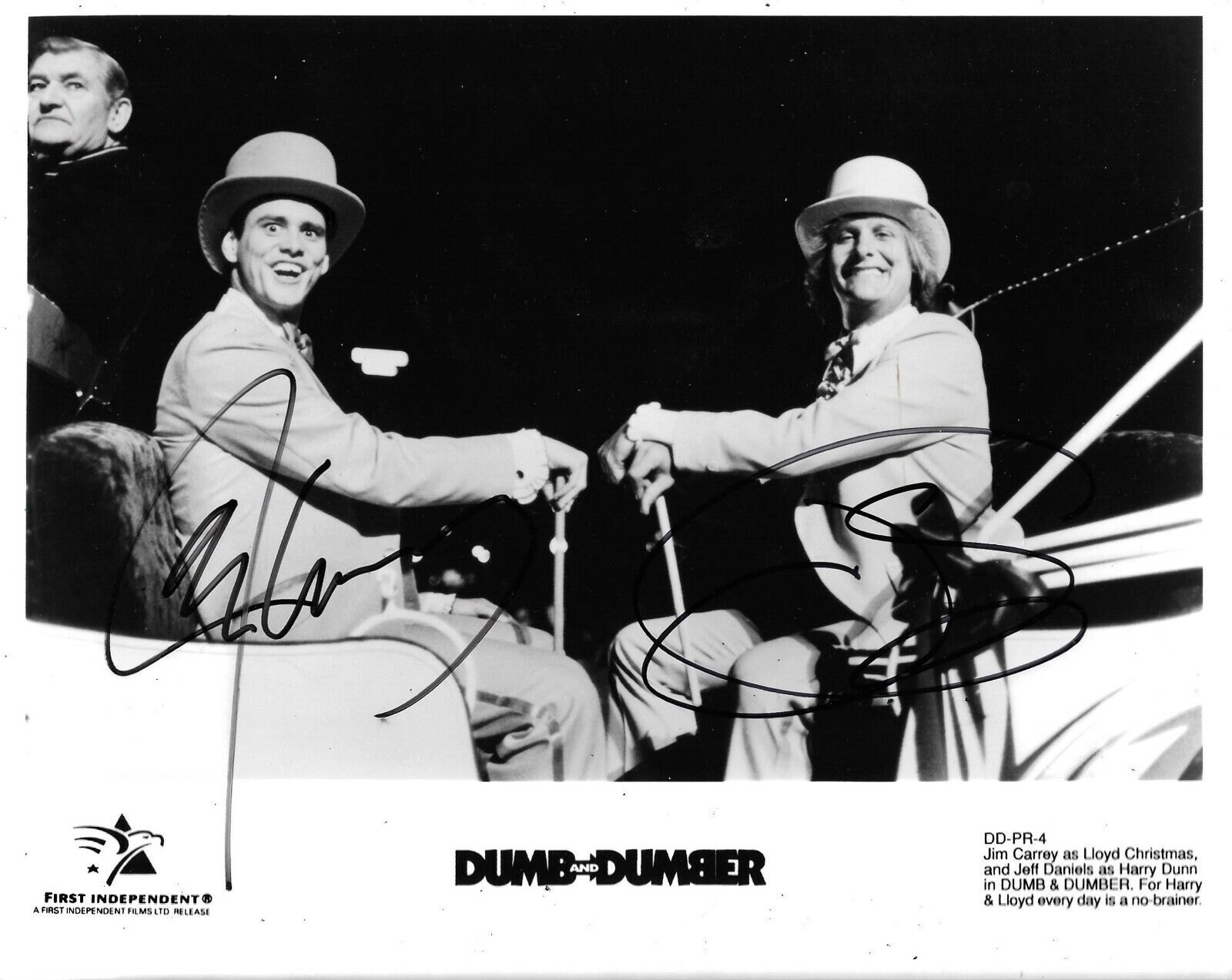 Jim Carrey/Jeff Daniels Signed Dumb And Dumber 10x8 Photo Poster painting AFTAL