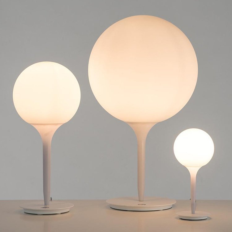 White glass ball table lamp CSTWIRE