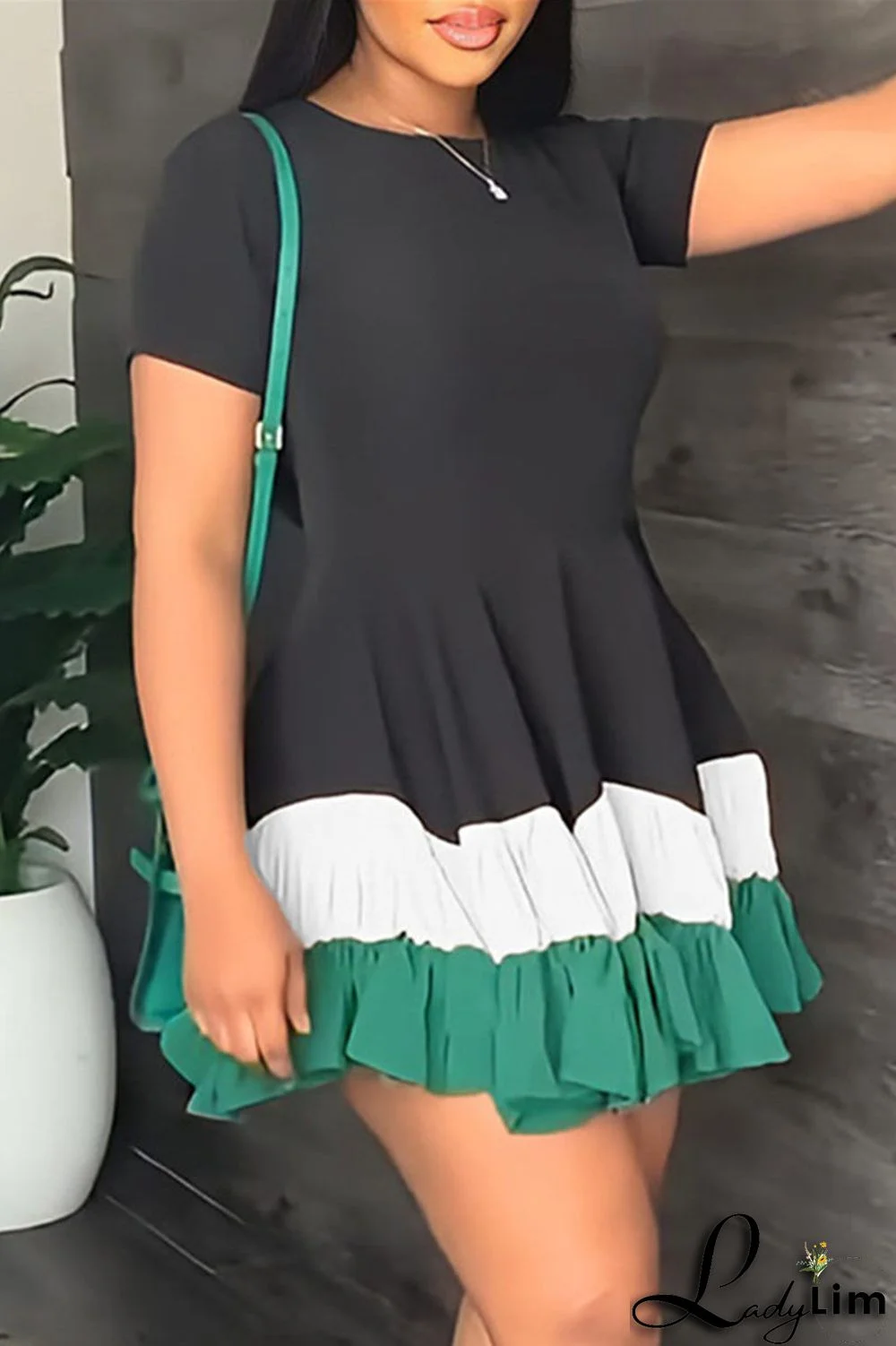 Black Green Fashion Casual Solid Patchwork O Neck Short Sleeve Dress