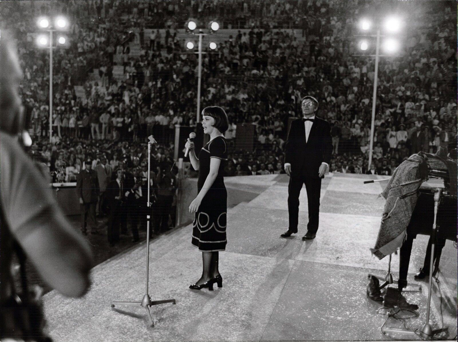 Mireille Mathieu IN Athen - Vintage Press Photo Poster painting Norbert Unfried (U-1205