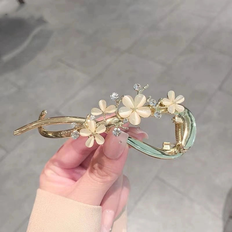 Antique Fashion Flower Twist Clip Crystal Butterfly Pearl Hairpin Cyber Celebrity Frog Buckle Back Head Spring Clip