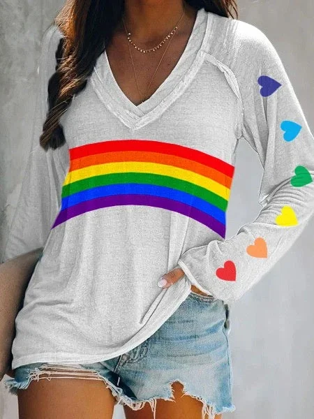 Women's Rainbow Heart Print V-Neck T-Shirt