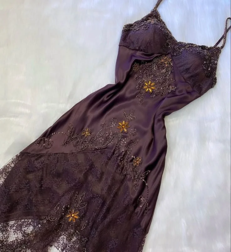 Brown Vintage Elegant Exquisite Floral Beading Spaetti Strap Long Satin Lace Ball Gown Evening Dress Birthday Party Dress Prom Dress