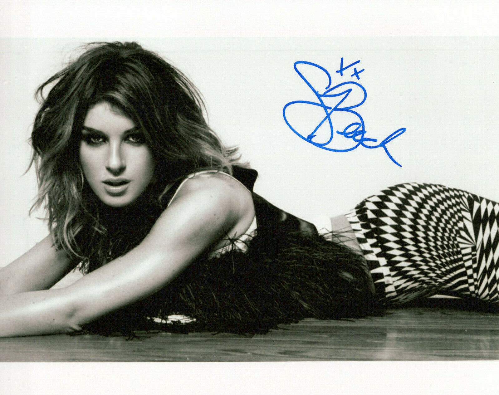 Shenae Grimes glamour shot autographed Photo Poster painting signed 8x10 #4