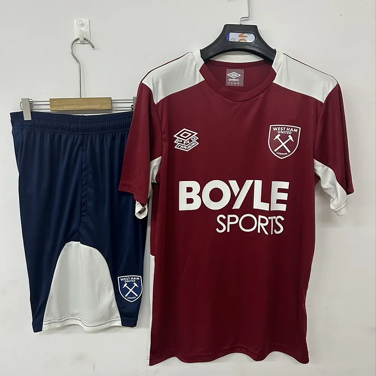 West Ham United 25/26 Red Training Jersey【Top + Shorts】
