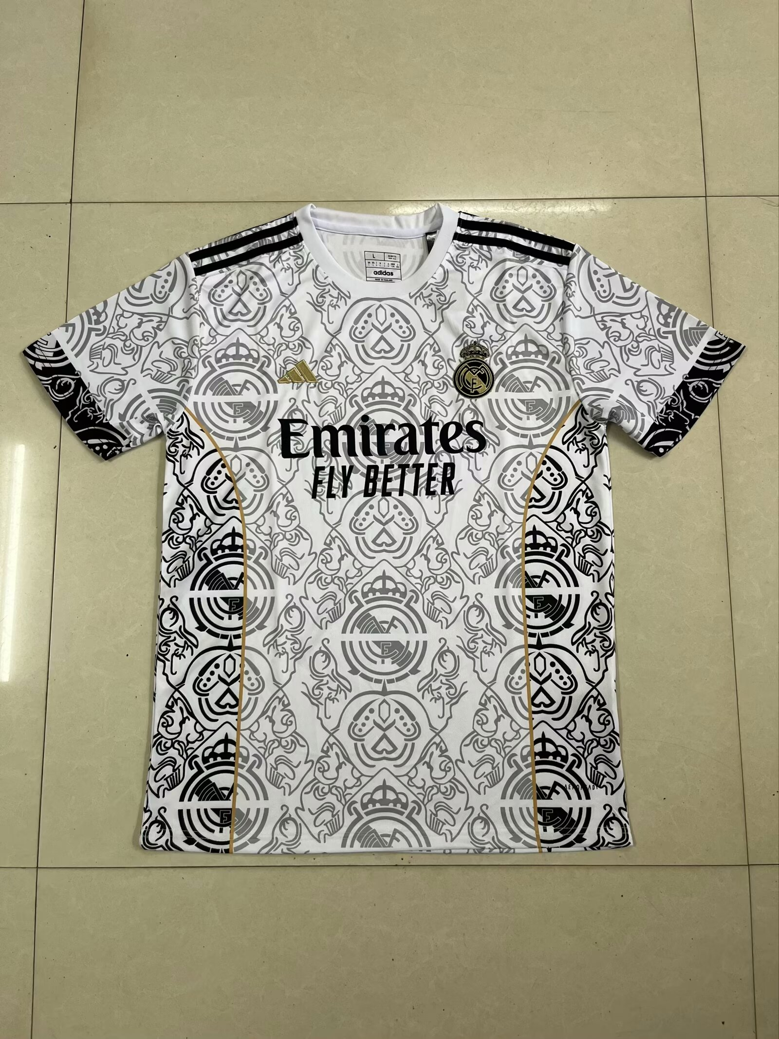 24/25 Football Shirt Real Madrid Special Edition White Thai quality