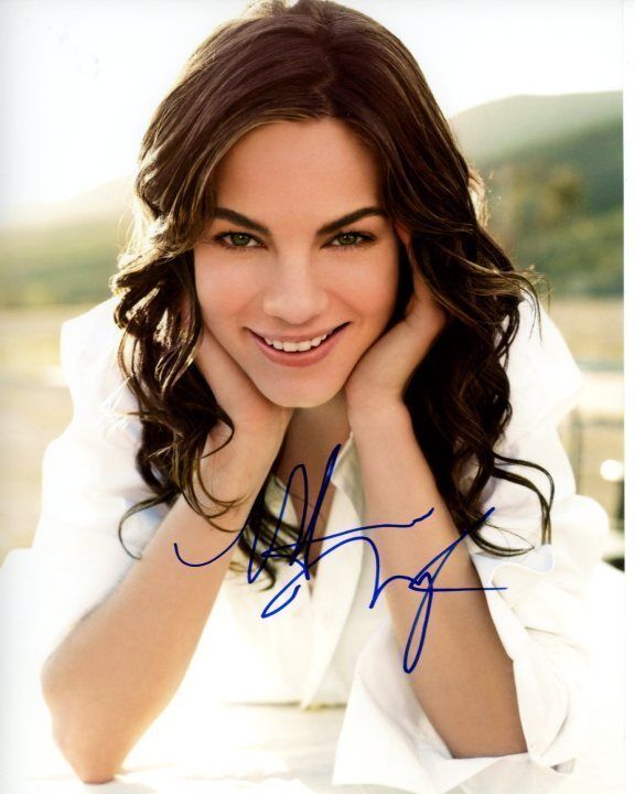 MICHELLE MONAGHAN signed autographed Photo Poster painting