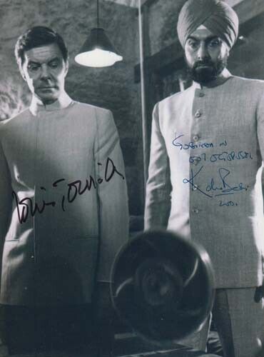 KABIR BEDI & LOUIS JOURDAN RARE 007 JAMES BOND CAST DOUBLE SIGNED AUTOGRAPH OCTO