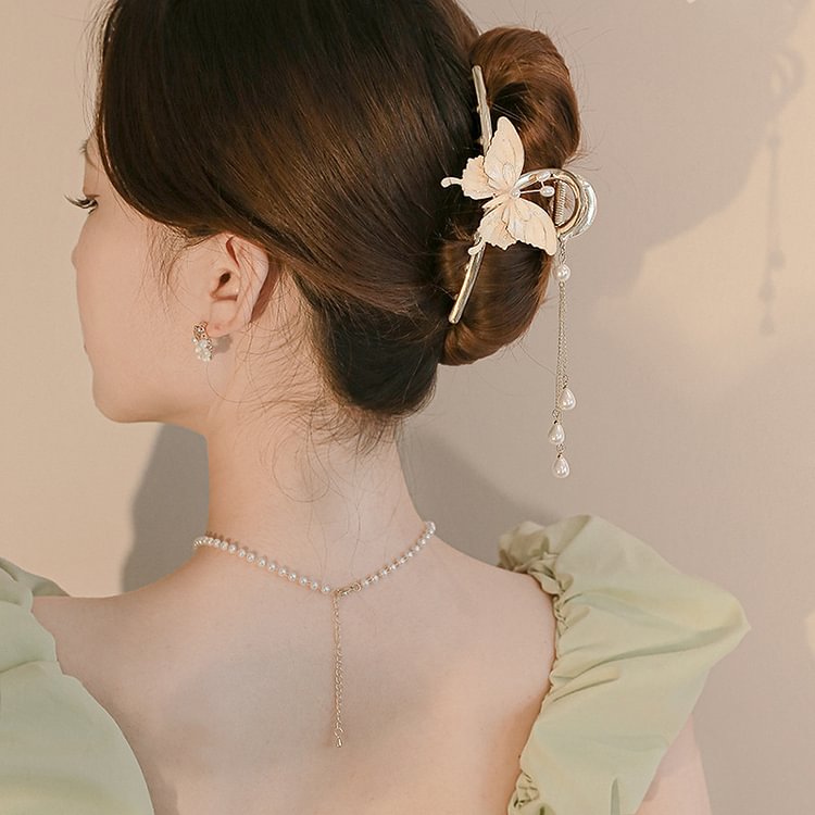 Butterfly Pearl Tassel Claw Clip KERENTILA