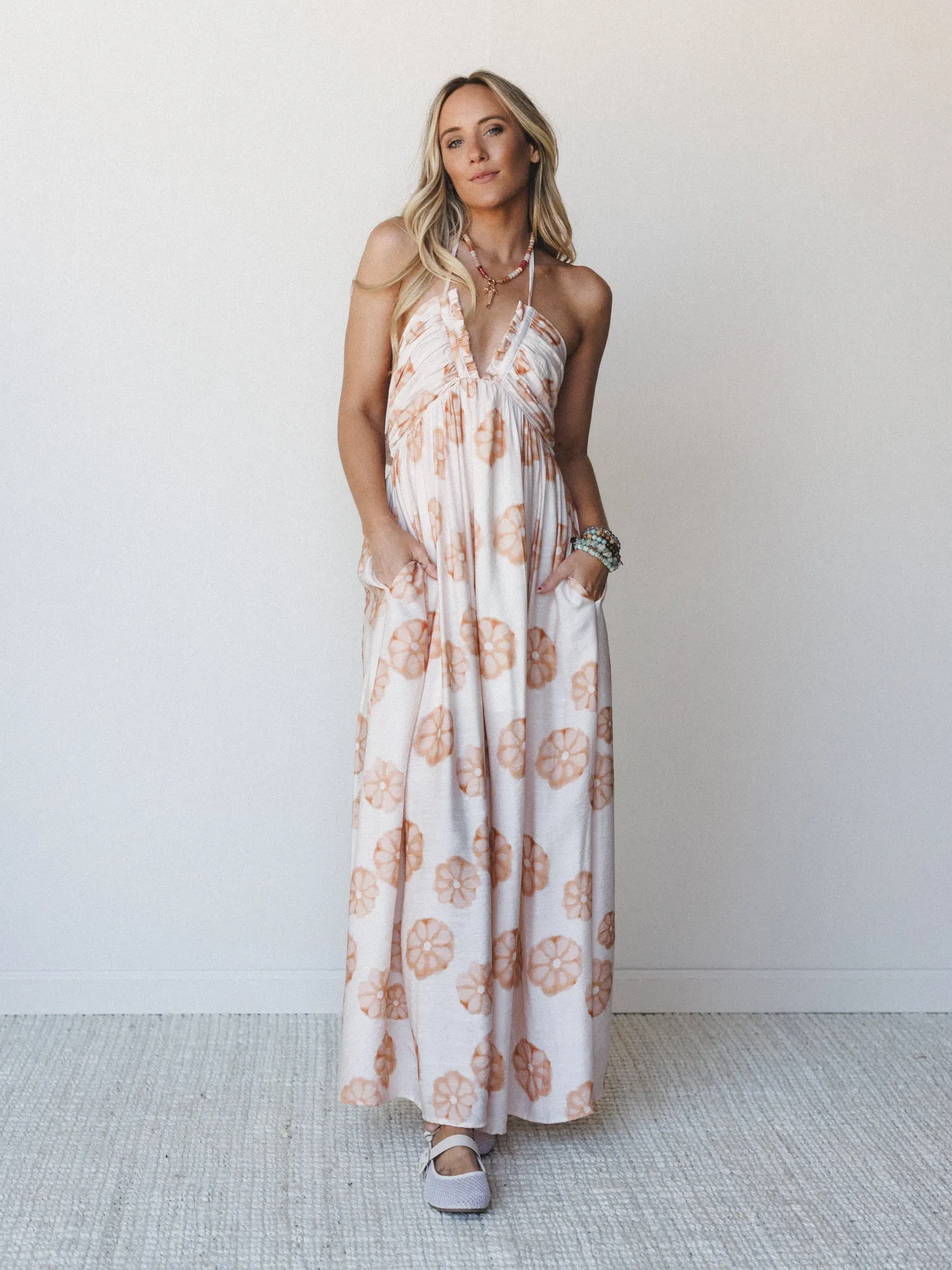 Flower Trove 2 Piece Bundle - Cream