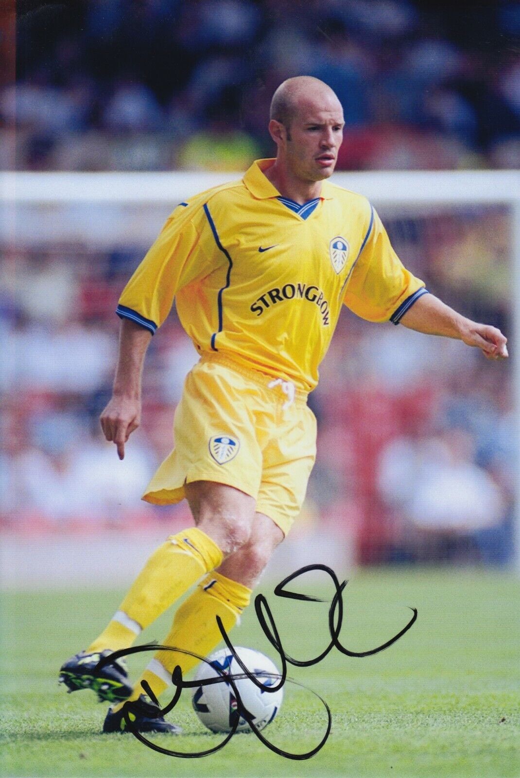 Danny Mills Hand Signed 12x8 Photo Poster painting - Leeds United - Football Autograph 2.