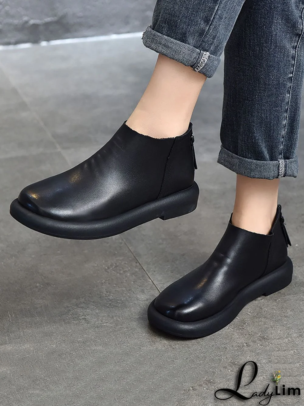 Women Vintage Genuine Leather Solid Flat Chelsea Boots