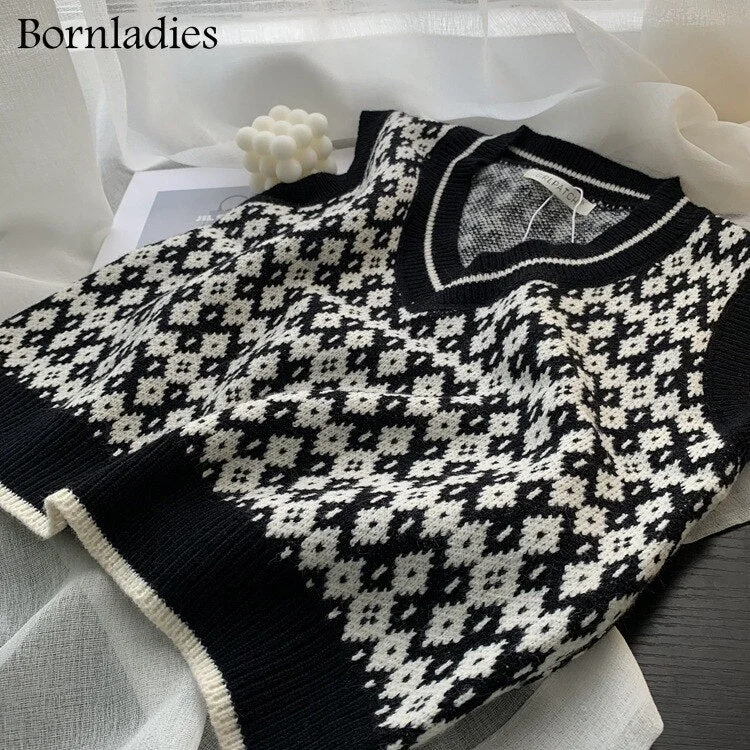 Bornladies V Neck Pullover Vest Autumn Winter Short Knitted Women Sweater Vest Sleeveless Warm Sweater Casual Oversize