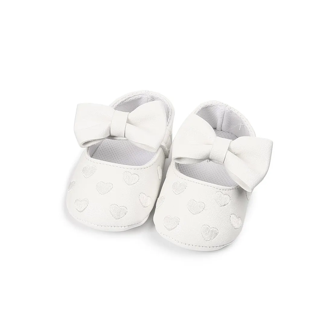 2020 Brand New Newborn Infant Baby Girls Boy Causal Shoes Crib Shoes 3 Style Leather Heart Print Hook Soft Sole Baby Shoes 0-18M