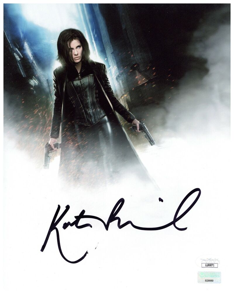 Kate Beckinsale Signed Autograph 8x10 Photo Poster painting - Underworld 