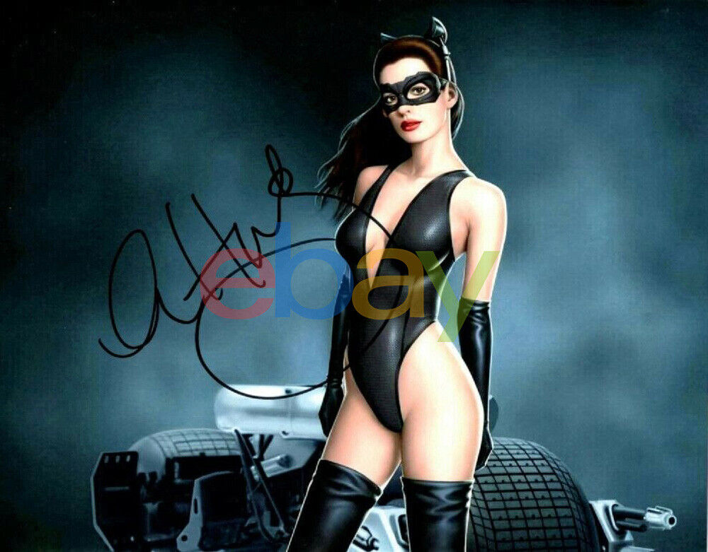 Anne Hathaway signed 8x10 autographed Photo Poster painting very hot Photo Poster painting Catwoman reprint