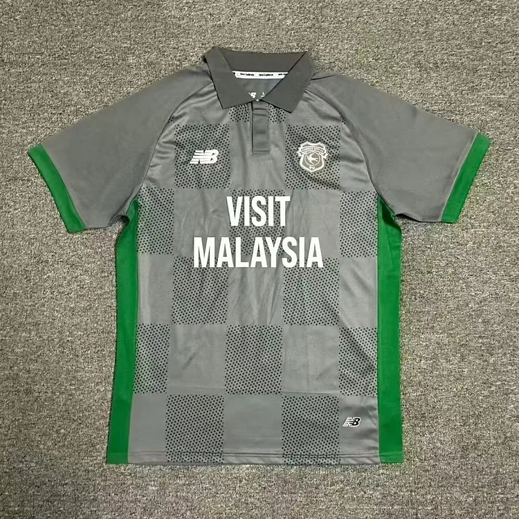 Fans 24/25 Cardiff City away jersey