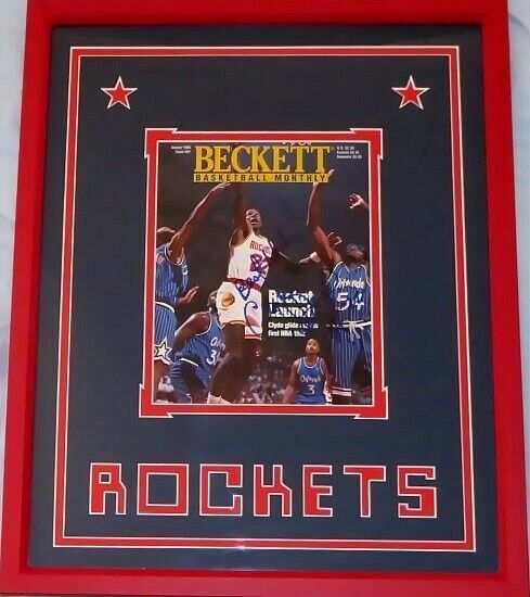 Clyde Drexler autographed signed Houston Rockets Beckett Basketball cover framed