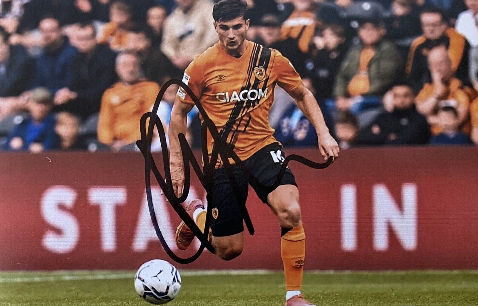 Ryan Longman Genuine Hand Signed Hull City 6X4 Photo Poster painting