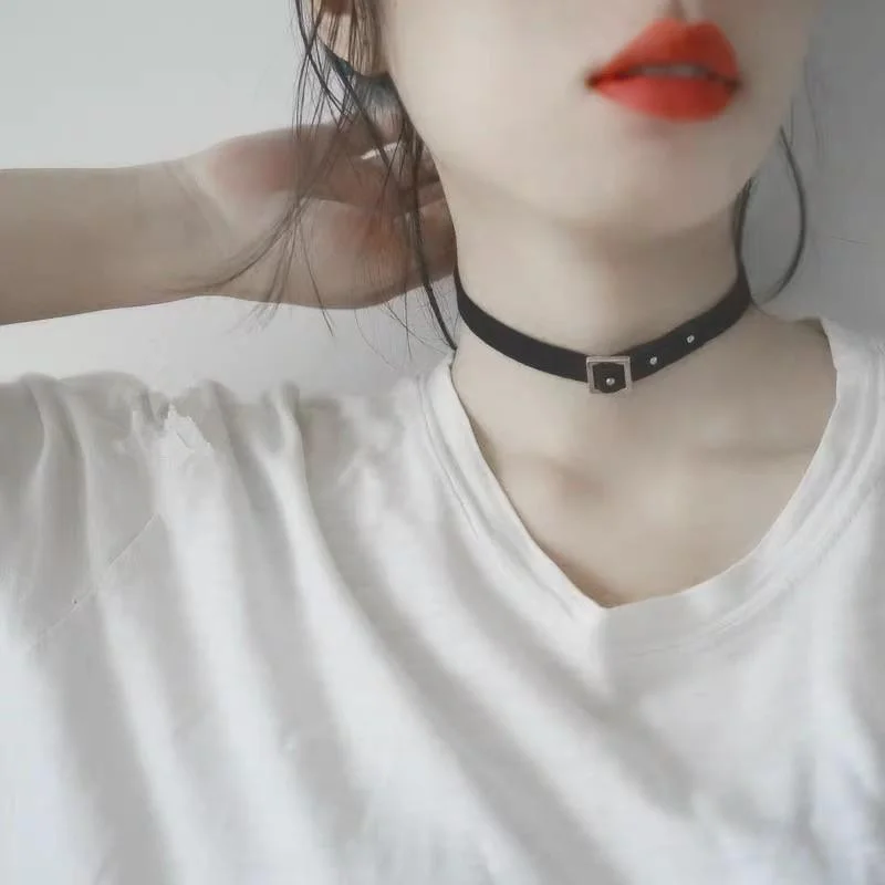 Choker Ella
