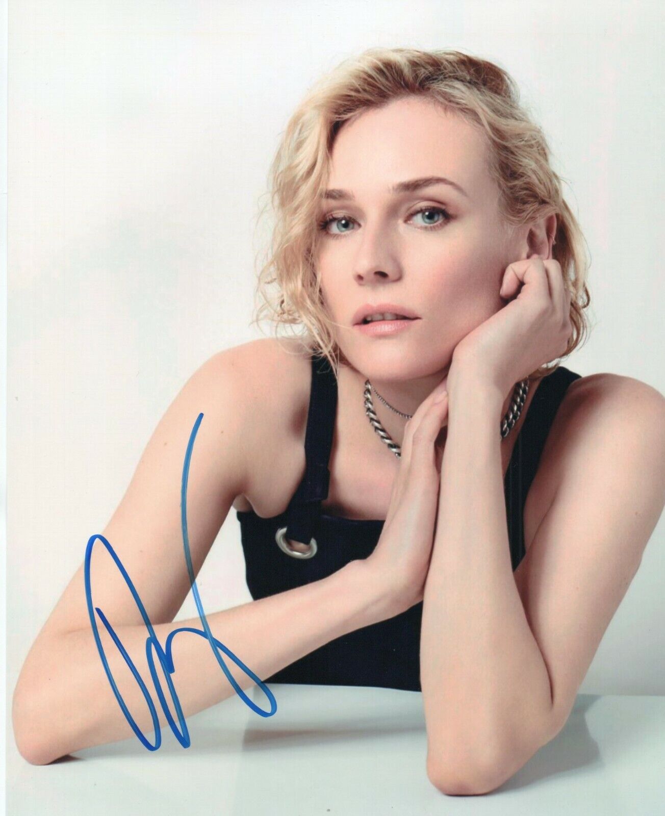 Autographed Diane Kruger signed 8 x 10 Photo Poster painting Cute