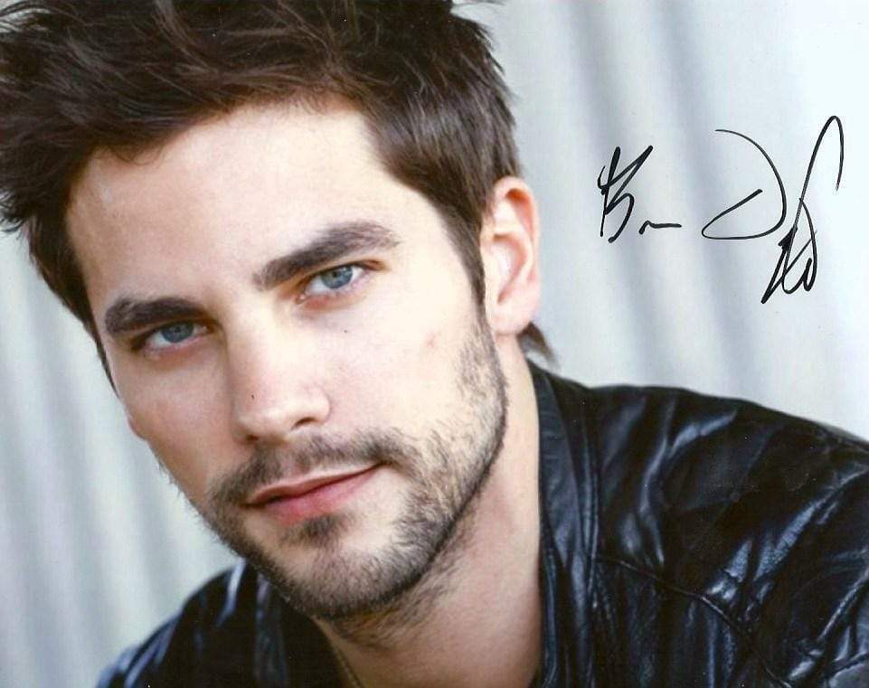 Brant Daugherty ACTOR autograph, In-Person signed Photo Poster painting
