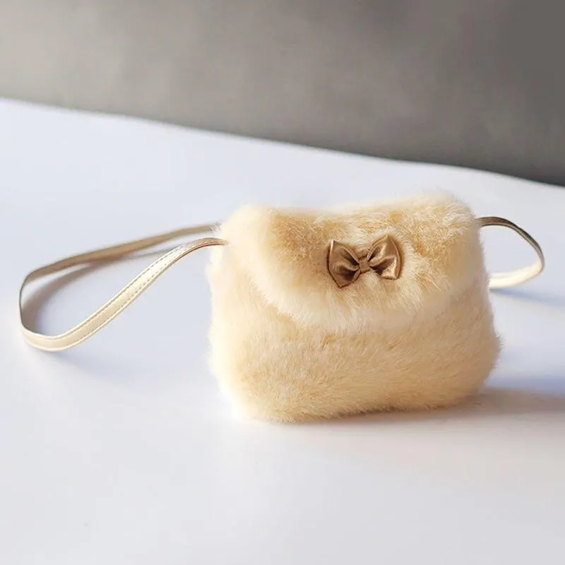 2018 Brand New Baby Girls Furry Now Bags Warmly Children Cross Body Mini Purse Bowknot Artificial Fur Bag Kids Birthday Gifts