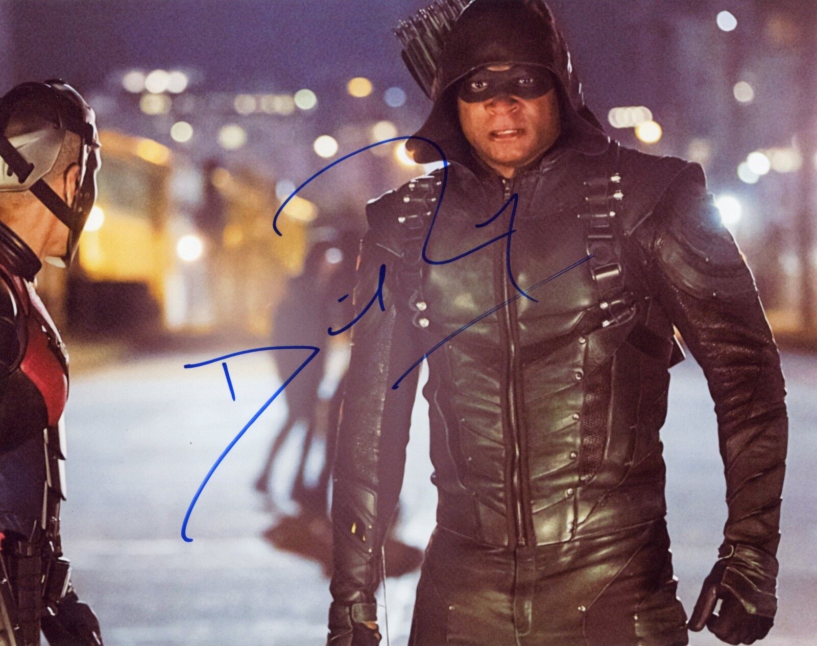 ~~ DAVID RAMSEY Authentic Hand-Signed ARROW John Diggle