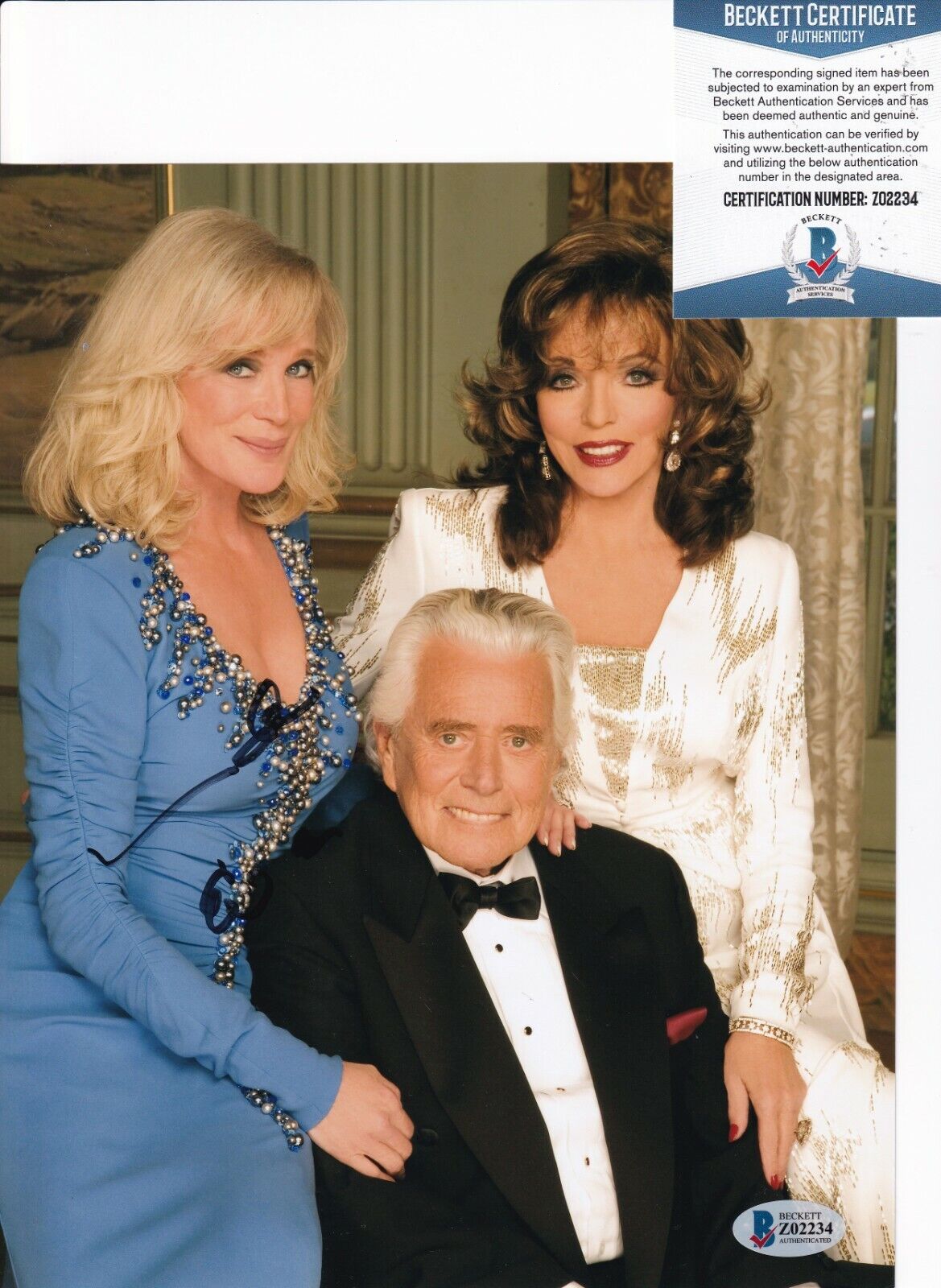 LINDA EVANS signed (DYNASTY) Krystle Carrington 8X10 Photo Poster painting BECKETT BAS Z02234