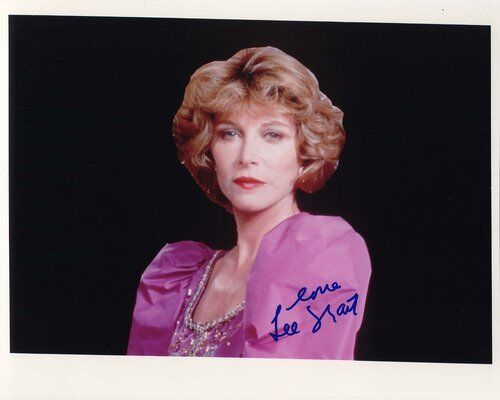 Lee Grant OSCAR genuine autograph Photo Poster painting 8x10
