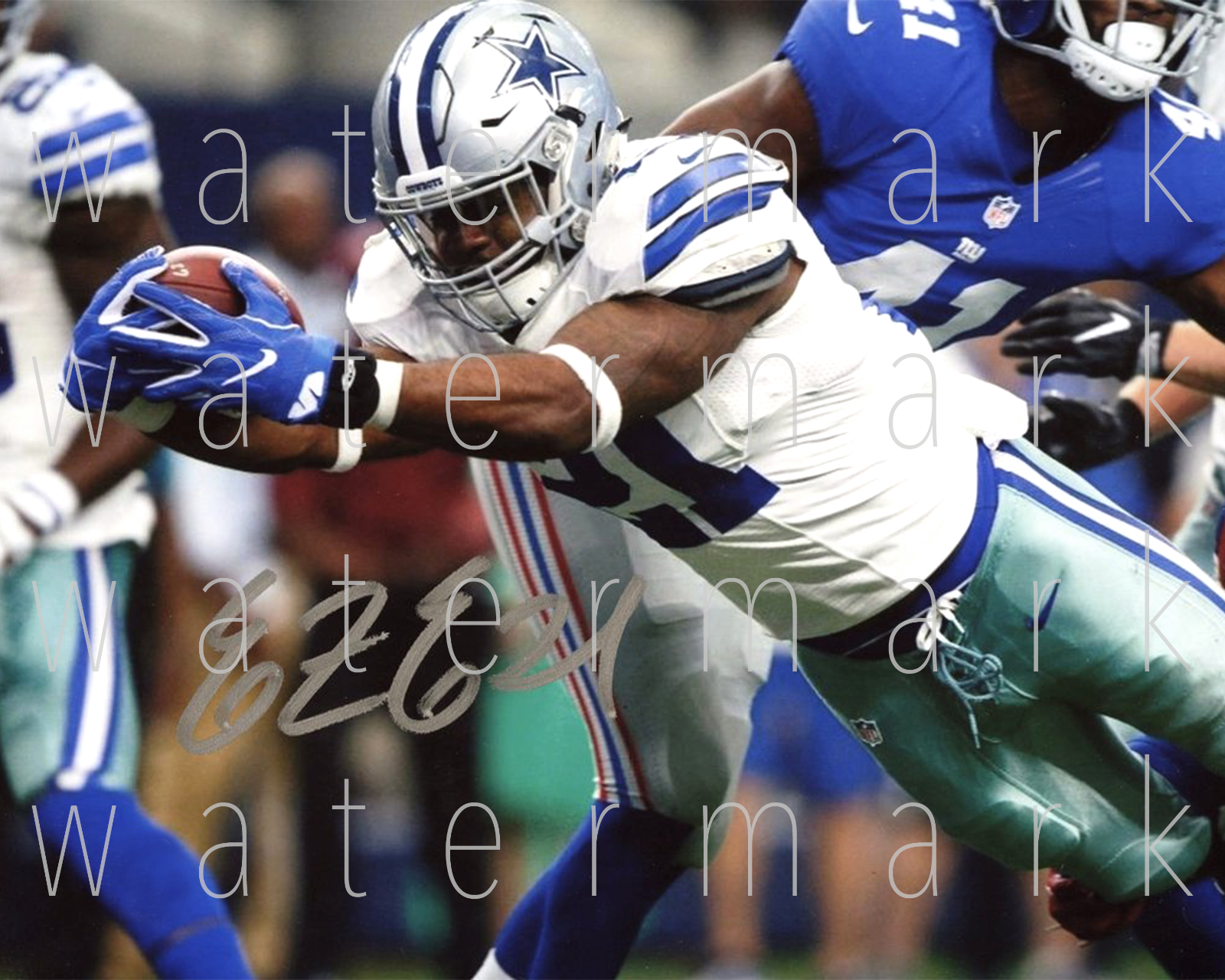 Ezekiel Elliott Cowboys NFL Football signed 8X10 print Photo Poster painting poster autograph RP