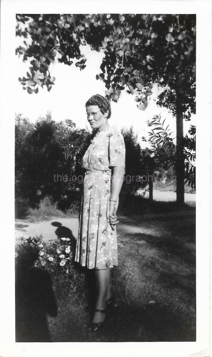 A WOMAN AND SHADOWS Found Photo Poster painting bwOriginal Portrait VINTAGE 99 3