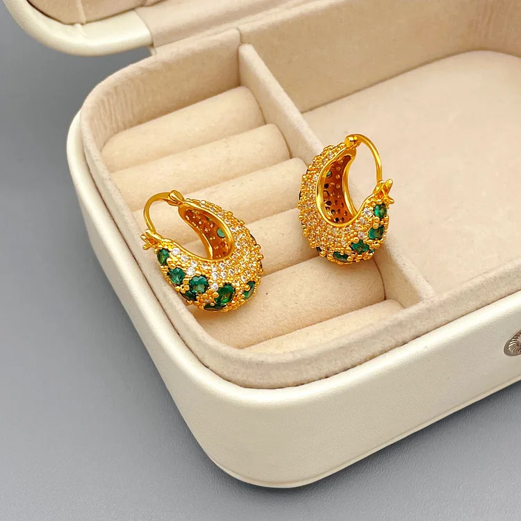 Vintage zircon emerald stud earrings