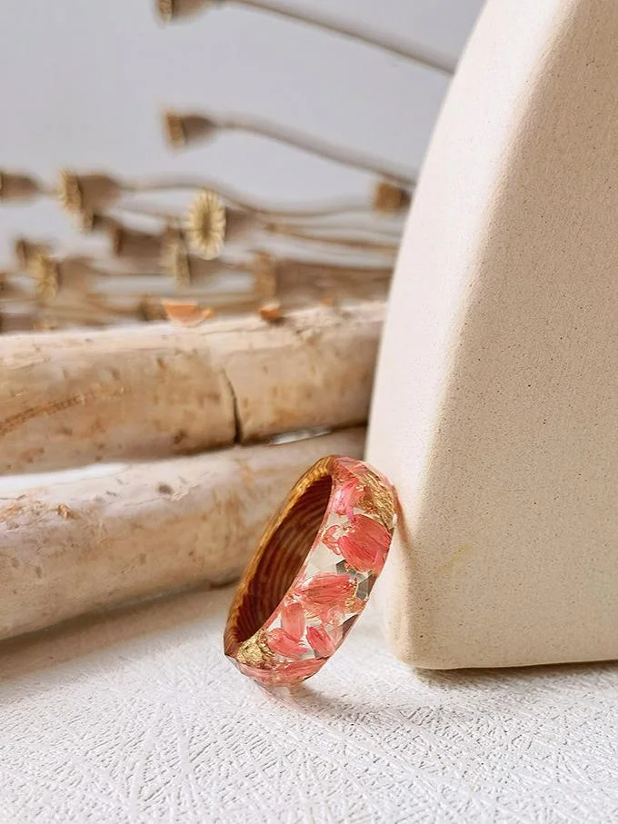 Handmade Dried Flower Inlaid Resin Ring-Gold foil