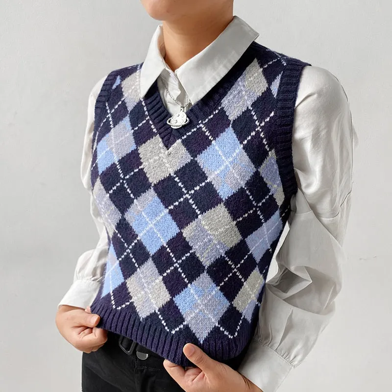 HEYounGIRL V Neck Vintage Argyle Sweater Vest Women Black Sleeveless Plaid Knitted Crop Sweaters Casual Autumn Preppy Style