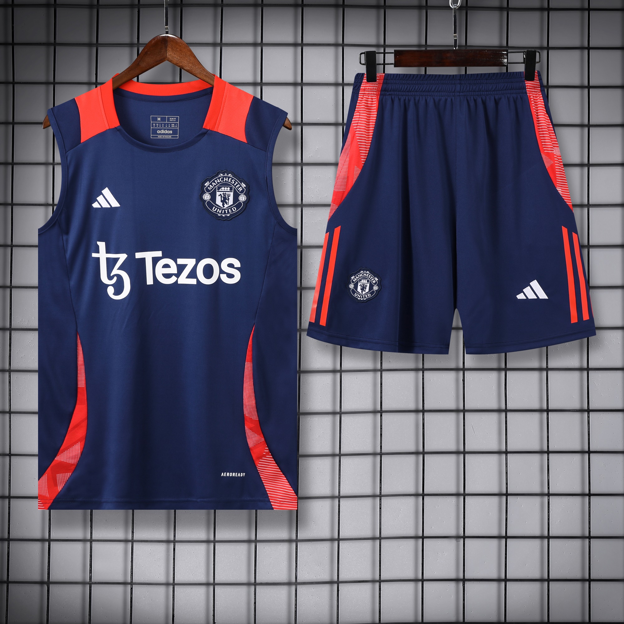 Manchester United 24-25 Vest Training Set - Deep Blue