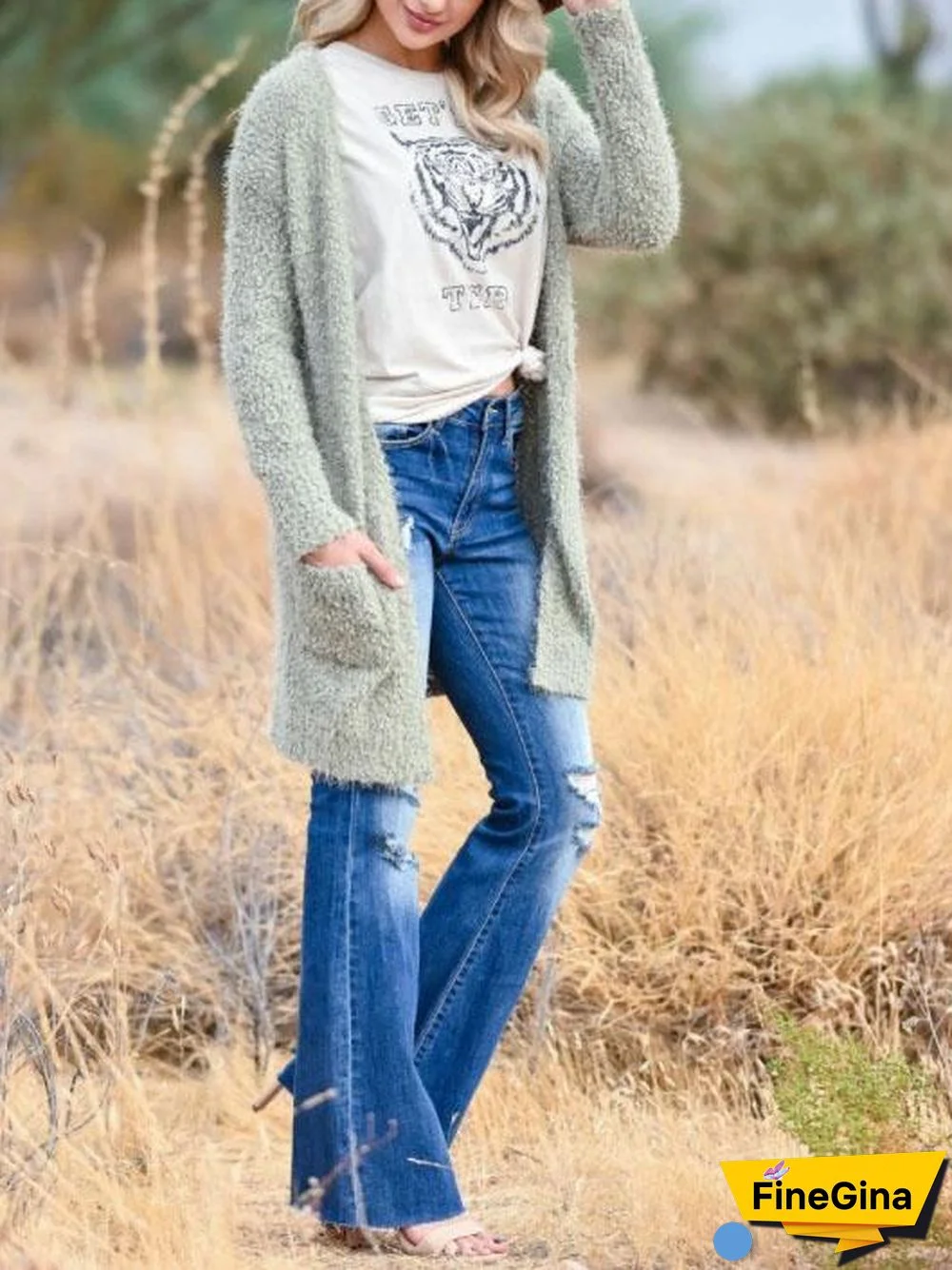 Straight Dark Blue Ripped Jeans